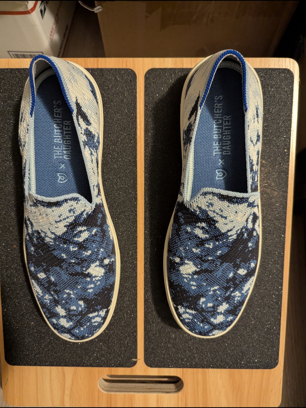 NWOT Rothy's Blue and Cream Slip-On Flats